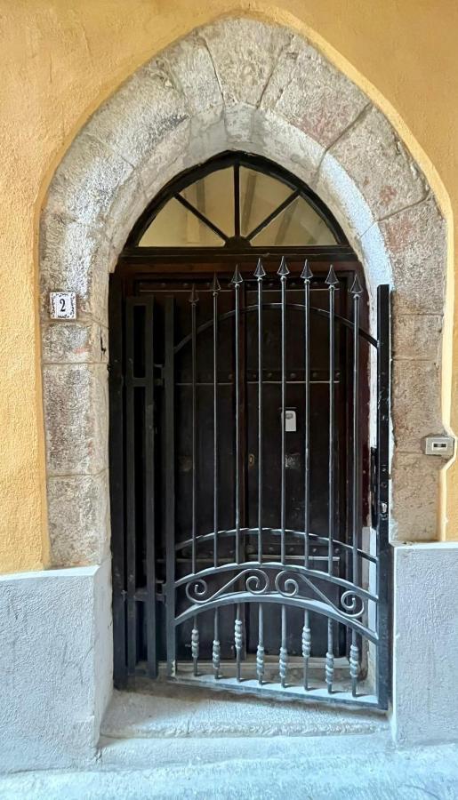 Ou Mentounasc - Duplex Vieille Ville Menton - Free Parking ภายนอก รูปภาพ